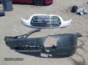 ✅ 2019 Ford Transit • VIN: 1FTBW2CM1KKB41975 • Lot: 42444285. Wystawiony na IAAI z przebiegiem 160 744 mil. Bezpłatny archiwum sprzedaży aukcyjnych z USA i szczegółowy raport historii pojazdu na DreamBid. Zdjęcie 12.