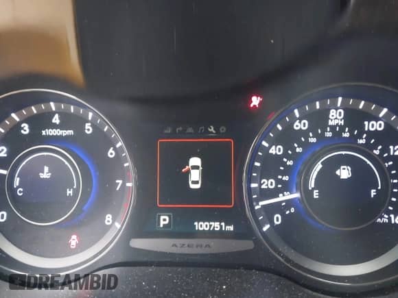 2017 Hyundai Azera Limited с VIN KMHFH4JGXHA590988, выставлен на аукционе IAAI как лот 41615025 с пробегом 100 751 миль миль и . История ставок и продаж доступна на DreamBid. Изображение 16.