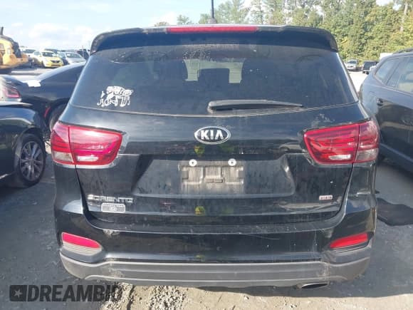 ✅ 2020 Kia Sorento LX • VIN: 5XYPG4A33LG678282 • Лот: 43405818. Опубликован ранее на IAAI с пробегом 93 505 миль. Бесплатный доступ к архиву аукционных продаж из США и подробный отчёт об истории автомобиля на DreamBid. Изображение 17.