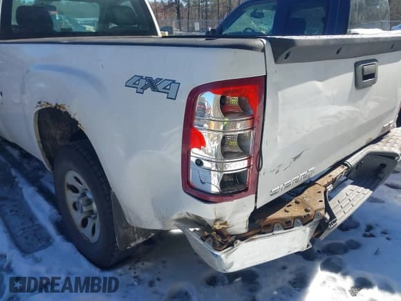 ✅ 2013 GMC Sierra 1500 Work Truck • VIN: 1GTN2TEX8DZ170566 • Лот: 41419618. Опубликован ранее на IAAI с пробегом 181 548 миль. Бесплатный доступ к архиву аукционных продаж из США и подробный отчёт об истории автомобиля на DreamBid. Изображение 6.