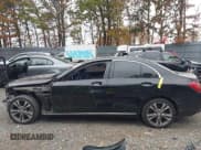 ✅ 2015 Mercedes-Benz C 300 Luxury • VIN: 55SWF4KBXFU008534 • Lot: 43556728. Wystawiony na IAAI z przebiegiem 118 139 mil. Bezpłatny archiwum sprzedaży aukcyjnych z USA i szczegółowy raport historii pojazdu na DreamBid. Zdjęcie 14.