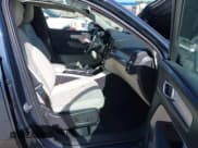 ✅ 2021 Volvo XC40 Momentum • VIN: YV4162UK4M2457735 • Lot: 43245767. Listed on IAAI with 58,295 mi. Free auction sales archive from the USA and detailed vehicle history report at DreamBid. Image 5.