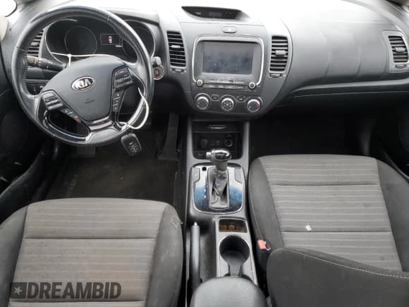 ✅ 2018 Kia Forte LX • VIN: 3KPFL4A78JE202047 • Lot: 90916035. Listed on Copart with 93,280 mi. Free auction sales archive from the USA and detailed vehicle history report at DreamBid. Image 8.