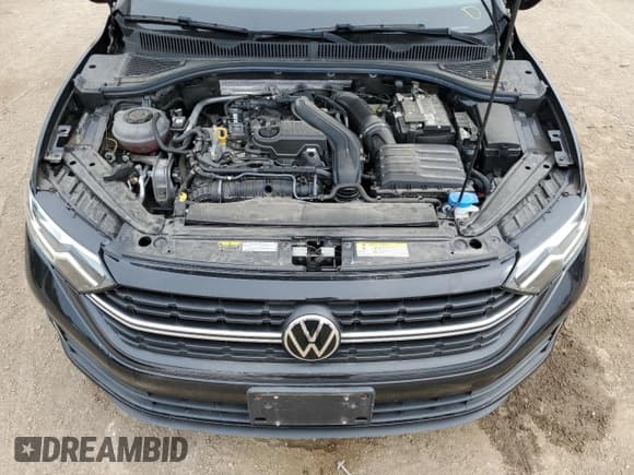 ✅ 2022 Volkswagen Jetta Sport • VIN: 3VWBM7BU5NM033535 • Lot: 83799095. Wystawiony na Copart z przebiegiem 33 393 mil. Bezpłatny archiwum sprzedaży aukcyjnych z USA i szczegółowy raport historii pojazdu na DreamBid. Zdjęcie 11.