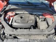 ✅ 2019 Volvo XC60 Momentum • VIN: LYVA22RK1KB196129 • Lot: 87197475. Wystawiony na Copart z przebiegiem 53 808 mil. Bezpłatny archiwum sprzedaży aukcyjnych z USA i szczegółowy raport historii pojazdu na DreamBid. Zdjęcie 12.