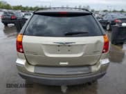 ✅ 2005 Chrysler Pacifica Touring • VIN: 2C8GF68485R257295 • Lot: 53478925. Wystawiony na Copart z przebiegiem 252 969 mil. Bezpłatny archiwum sprzedaży aukcyjnych z USA i szczegółowy raport historii pojazdu na DreamBid. Zdjęcie 6.