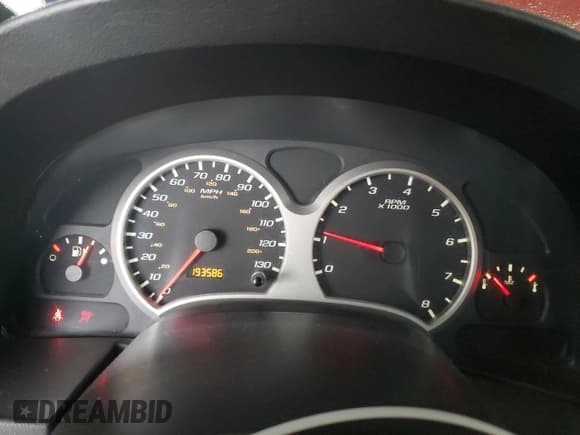 ✅ 2005 Chevrolet Equinox LS • VIN: 2CNDL13FX56177356 • Лот: 44696745. Опубликован ранее на Copart с пробегом 193 586 миль. Бесплатный доступ к архиву аукционных продаж из США и подробный отчёт об истории автомобиля на DreamBid. Изображение 9.