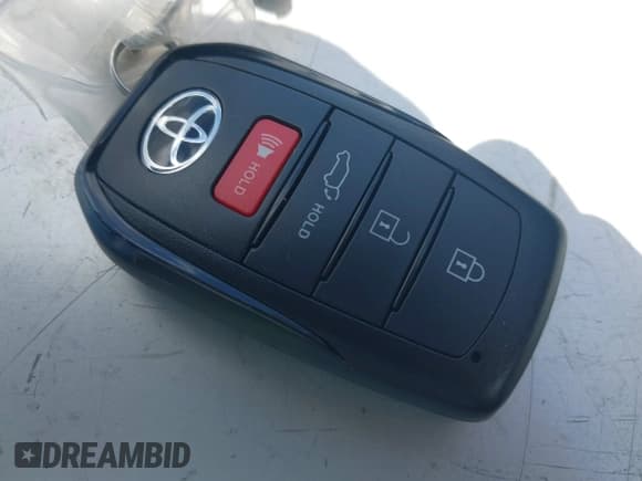 ✅ 2025 Toyota Corolla Cross Hybrid S • VIN: 7MUFBABG9SV069120 • Lot: 42535520. Wystawiony na IAAI z przebiegiem 3 968 mil. Bezpłatny archiwum sprzedaży aukcyjnych z USA i szczegółowy raport historii pojazdu na DreamBid. Zdjęcie 11.