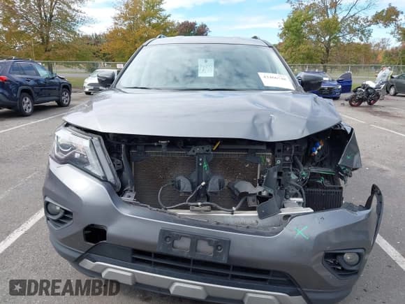 ✅ 2020 Nissan Pathfinder SV • VIN: 5N1DR2BM3LC639331 • Lot: 43466748. Wystawiony na IAAI z przebiegiem 102 396 mil. Bezpłatny archiwum sprzedaży aukcyjnych z USA i szczegółowy raport historii pojazdu na DreamBid. Zdjęcie 6.