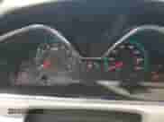 2017 Chevrolet Traverse LS z VIN 1GNKVFKD6HJ201654, wystawiony jako Copart lot #55476205 z przebiegiem 109 969 mil mil oraz Czysty tytuł • Clean title. Historia ofert i sprzedaży dostępna na DreamBid. Obrazek 9.