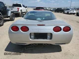✅ 2000 Chevrolet Corvette • VIN: 1G1YY22G7Y5120564 • Лот: 71281484. Размещён на Copart с пробегом Не указан миль. Получите бесплатный доступ к архиву аукционных продаж из США и посмотрите подробный отчёт об истории автомобиля на DreamBid. Изображение 6.