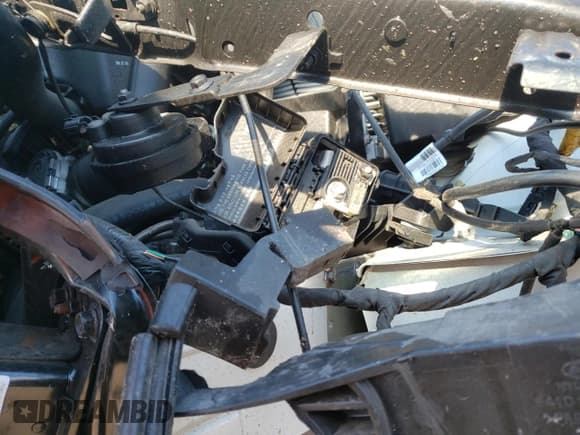 ✅ 2019 Hyundai Sonata SE • VIN: 5NPE24AF6KH757162 • Лот: 45642863. Опубликован ранее на Copart с пробегом 33 959 миль. Бесплатный доступ к архиву аукционных продаж из США и подробный отчёт об истории автомобиля на DreamBid. Изображение 13.