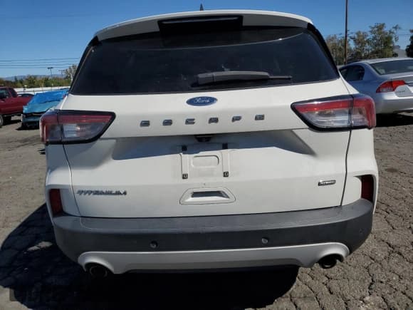 ✅ 2020 Ford Escape Titanium Hybrid • VIN: 1FMCU0DZ0LUB42108 • Lot: 87437085. Wystawiony na Copart z przebiegiem 106 313 mil. Bezpłatny archiwum sprzedaży aukcyjnych z USA i szczegółowy raport historii pojazdu na DreamBid. Zdjęcie 6.