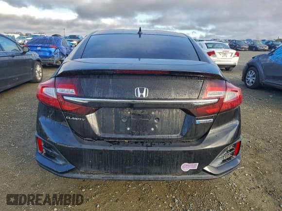 ✅ 2018 Honda Clarity • VIN: JHMZC5F11JC012250 • Лот: 93790105. Опубликован ранее на Copart с пробегом 68 370 миль. Бесплатный доступ к архиву аукционных продаж из США и подробный отчёт об истории автомобиля на DreamBid. Изображение 6.