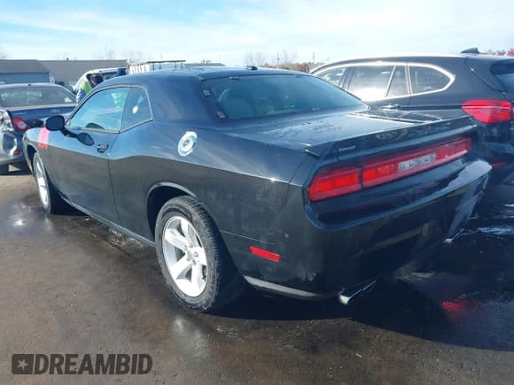 ✅ 2011 Dodge Challenger R/T • VIN: 2B3CJ5DT2BH570111 • Лот: 43615342. Опубликован ранее на IAAI с пробегом 67 468 миль. Бесплатный доступ к архиву аукционных продаж из США и подробный отчёт об истории автомобиля на DreamBid. Изображение 3.