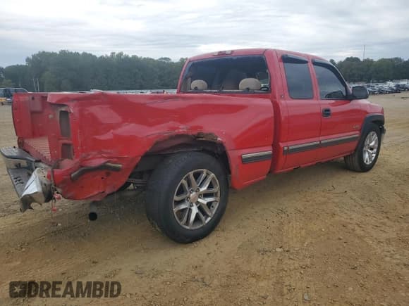✅ 2001 Chevrolet Silverado 1500 LS • VIN: 2GCEC19T611339254 • Лот: 89740145. Опубликован ранее на Copart с пробегом 291 463 миль. Бесплатный доступ к архиву аукционных продаж из США и подробный отчёт об истории автомобиля на DreamBid. Изображение 3.