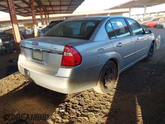 ✅ 2006 Chevrolet Malibu 0LT • VIN: 1G1ZT51F76F214738 • Lot: 43627703. Listed on IAAI with 207,023 mi. Free auction sales archive from the USA and detailed vehicle history report at DreamBid. Image 4.