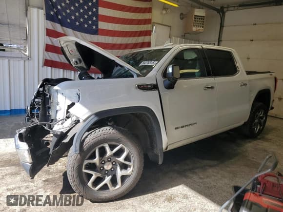 ✅ 2022 GMC Sierra 1500 SLT • VIN: 3GTUUDEL3NG666515 • Lot: 84876315. Listed on Copart with Not provided. Free auction sales archive from the USA and detailed vehicle history report at DreamBid. Image 1.