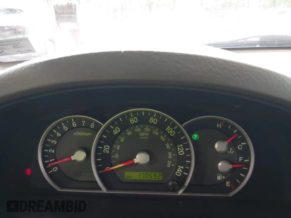 ✅ 2007 Kia Sorento LX • VIN: KNDJD736775727229 • Lot: 42501711. Wystawiony na IAAI z przebiegiem 170 592 mil. Bezpłatny archiwum sprzedaży aukcyjnych z USA i szczegółowy raport historii pojazdu na DreamBid. Zdjęcie 15.