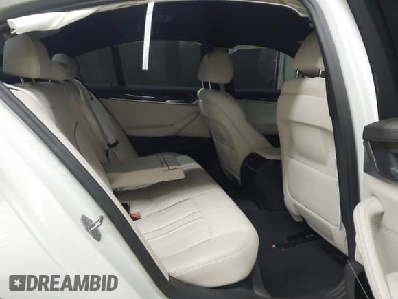 ✅ 2020 BMW 5 Series 540i • VIN: WBAJS1C02LWW67733 • Lot: 41478533. Listed on IAAI with 48,818 mi. Free auction sales archive from the USA and detailed vehicle history report at DreamBid. Image 8.