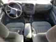 2000 Chevrolet Blazer LT with VIN 1GNDT13W4Y2238584, listed as a Copart auction lot 74319014 with 171,205 mi miles and Salvage title. Bid and sale history available at DreamBid. Image 8.