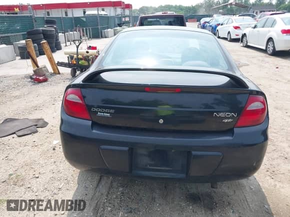 2005 Dodge Neon SXT z VIN 1B3ES56C05D185103, wystawiony jako IAAI lot #42435570 z przebiegiem 42 422 mil mil oraz . Historia ofert i sprzedaży dostępna na DreamBid. Obrazek 16.