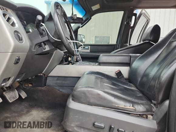 ✅ 2012 Ford Expedition Max Limited • VIN: 1FMJK2A54CEF65374 • Lot: 86642425. Listed on Copart with 190,998 mi. Free auction sales archive from the USA and detailed vehicle history report at DreamBid. Image 7.