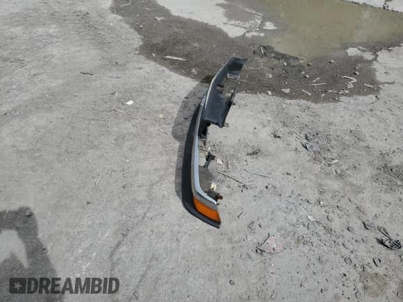 ✅ 1998 Chevrolet Blazer LS • VIN: 1GNDT13W6W2283281 • Lot: 56874835. Wystawiony na Copart z przebiegiem 277 237 mil. Bezpłatny archiwum sprzedaży aukcyjnych z USA i szczegółowy raport historii pojazdu na DreamBid. Zdjęcie 13.