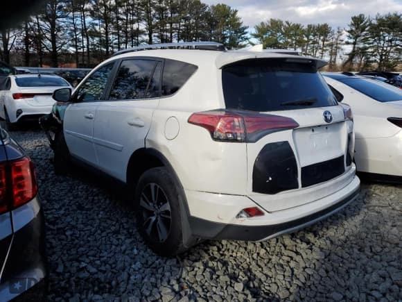 ✅ 2016 Toyota RAV4 XLE • VIN: JTMRFREV9GJ094298 • Lot: 93054635. Listed on Copart with 126,622 mi. Free auction sales archive from the USA and detailed vehicle history report at DreamBid. Image 2.