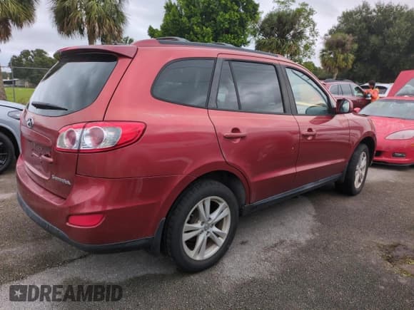 ✅ 2010 Hyundai Santa Fe SE • VIN: 5NMSH4AG6AH371962 • Lot: 74004424. Listed on Copart with Not provided. Free auction sales archive from the USA and detailed vehicle history report at DreamBid. Image 3.