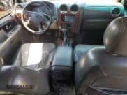 ✅ 2004 GMC Envoy SLE • VIN: 1GKDT13S842134104 • Лот: 68589425. Опубликован ранее на Copart с пробегом 171 126 миль. Бесплатный доступ к архиву аукционных продаж из США и подробный отчёт об истории автомобиля на DreamBid. Изображение 8.