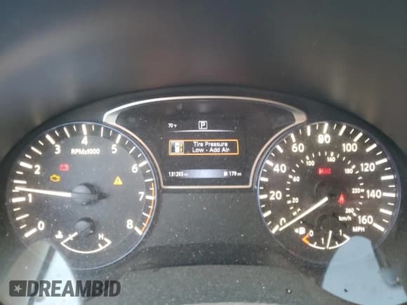 ✅ 2017 Nissan Altima SR • VIN: 1N4AL3AP3HC118634 • Lot: 90468275. Listed on Copart with 131,293 mi. Free auction sales archive from the USA and detailed vehicle history report at DreamBid. Image 9.