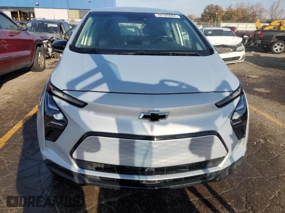 ✅ 2023 Chevrolet Bolt EV 1LT • VIN: 1G1FW6S0XP4160441 • Lot: 76765604. Wystawiony na Copart z przebiegiem 34 941 mil. Bezpłatny archiwum sprzedaży aukcyjnych z USA i szczegółowy raport historii pojazdu na DreamBid. Zdjęcie 5.