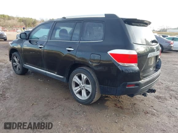 ✅ 2013 Toyota Highlander Limited • VIN: 5TDDK3EH4DS267236 • Лот: 43828282. Опубликован ранее на IAAI с пробегом Не указан. Бесплатный доступ к архиву аукционных продаж из США и подробный отчёт об истории автомобиля на DreamBid. Изображение 3.