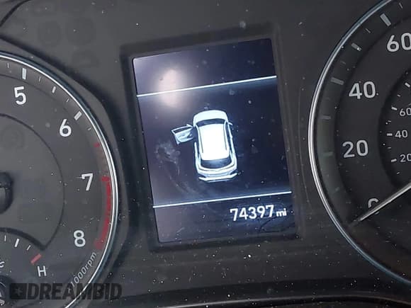 ✅ 2021 Hyundai Kona SE • VIN: KM8K12AA7MU642573 • Лот: 43418599. Опубликован ранее на IAAI с пробегом 74 397 миль. Бесплатный доступ к архиву аукционных продаж из США и подробный отчёт об истории автомобиля на DreamBid. Изображение 16.