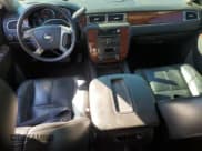 ✅ 2012 Chevrolet Suburban LT • VIN: 1GNSCJE03CR100552 • Lot: 70379935. Listed on Copart with 172,299 mi. Free auction sales archive from the USA and detailed vehicle history report at DreamBid. Image 8.