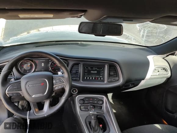 ✅ 2019 Dodge Challenger R/T • VIN: 2C3CDZBT8KH524707 • Lot: 41819695. Listed on Copart with 20,770 mi. Free auction sales archive from the USA and detailed vehicle history report at DreamBid. Image 9.