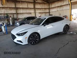 2020 Hyundai Sonata SEL Plus с VIN 5NPEJ4J24LH008989, выставлен на аукционе Copart как лот 90705635 с пробегом 52 265 миль миль и Списание • Salvage title. История ставок и продаж доступна на DreamBid. Изображение 1.