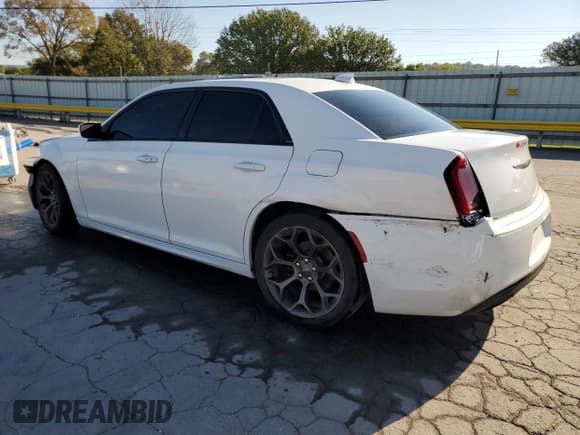 ✅ 2016 Chrysler 300 S Alloy Edition • VIN: 2C3CCABG8GH269801 • Lot: 84192105. Listed on Copart with 54,341 mi. Free auction sales archive from the USA and detailed vehicle history report at DreamBid. Image 2.