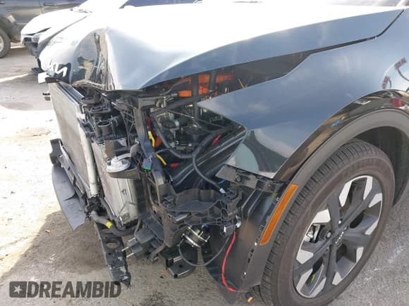 ✅ 2023 Kia Sportage X-Line • VIN: KNDPYDAH9P7027170 • Lot: 41583963. Listed on IAAI with 15,276 mi. Free auction sales archive from the USA and detailed vehicle history report at DreamBid. Image 19.