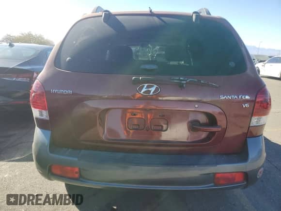 2005 Hyundai Santa Fe GLS с VIN KM8SC13D85U933502, выставлен на аукционе Copart как лот 42212285 с пробегом 199 563 миль миль и Списание • Salvage title. История ставок и продаж доступна на DreamBid. Изображение 6.