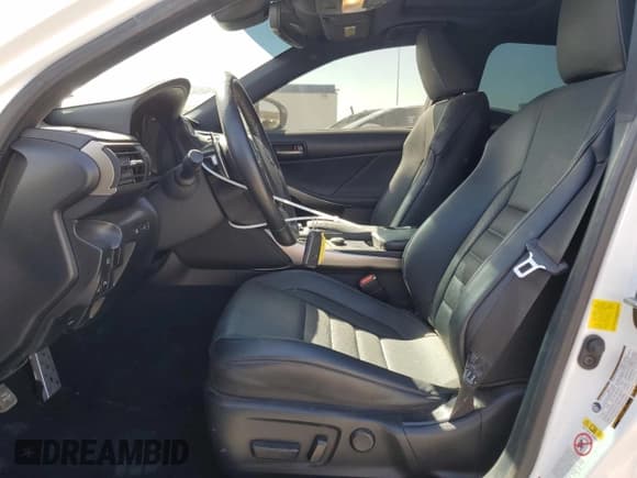 ✅ 2019 Lexus IS 300 • VIN: JTHC81D29K5034398 • Lot: 48011745. Listed on Copart with 41,916 mi. Free auction sales archive from the USA and detailed vehicle history report at DreamBid. Image 7.