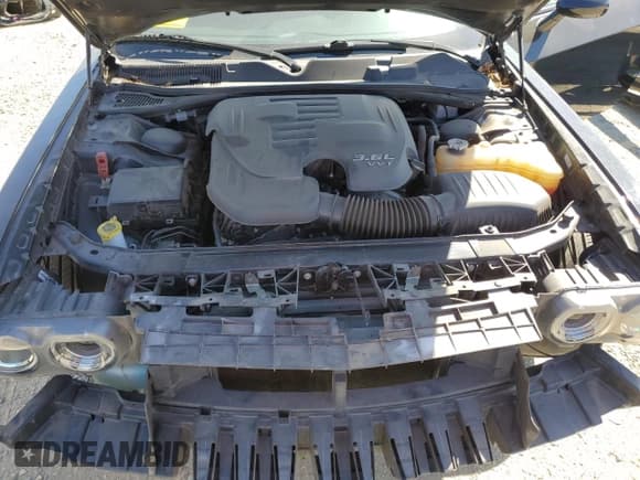 ✅ 2016 Dodge Challenger SXT Plus • VIN: 2C3CDZAG1GH315286 • Lot: 71228974. Wystawiony na Copart z przebiegiem 57 648 mil. Bezpłatny archiwum sprzedaży aukcyjnych z USA i szczegółowy raport historii pojazdu na DreamBid. Zdjęcie 11.