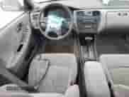 2001 Honda Accord EX z VIN 1HGCG56641A148327, wystawiony jako Copart lot #56532165 z przebiegiem 219 127 mil mil oraz Czysty tytuł • Clean title. Historia ofert i sprzedaży dostępna na DreamBid. Obrazek 8.