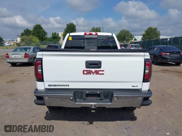 ✅ 2018 GMC Sierra 1500 SLT • VIN: 1GTV2NEC3JZ220763 • Lot: 42675641. Listed on IAAI with 57,706 mi. Free auction sales archive from the USA and detailed vehicle history report at DreamBid. Image 16.