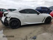 ✅ 2023 Toyota 86 Premium • VIN: JF1ZNBF14P8764844 • Лот: 86900125. Опубликован ранее на Copart с пробегом 13 347 миль. Бесплатный доступ к архиву аукционных продаж из США и подробный отчёт об истории автомобиля на DreamBid. Изображение 3.