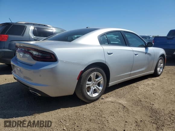 ✅ 2022 Dodge Charger SXT • VIN: 2C3CDXBG5NH138077 • Lot: 70290845. Listed on Copart with 74,946 mi. Free auction sales archive from the USA and detailed vehicle history report at DreamBid. Image 3.