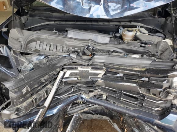 ✅ 2022 Chevrolet Silverado 1500 LT Trail Boss • VIN: 3GCUDFED3NG613754 • Lot: 63392535. Wystawiony na Copart z przebiegiem 28 408 mil. Bezpłatny archiwum sprzedaży aukcyjnych z USA i szczegółowy raport historii pojazdu na DreamBid. Zdjęcie 11.