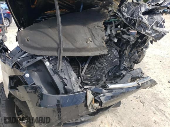 ✅ 2020 Chevrolet Suburban LT • VIN: 1GNSKHKC1LR227472 • Lot: 64902994. Wystawiony na Copart z przebiegiem Nie podano. Bezpłatny archiwum sprzedaży aukcyjnych z USA i szczegółowy raport historii pojazdu na DreamBid. Zdjęcie 12.