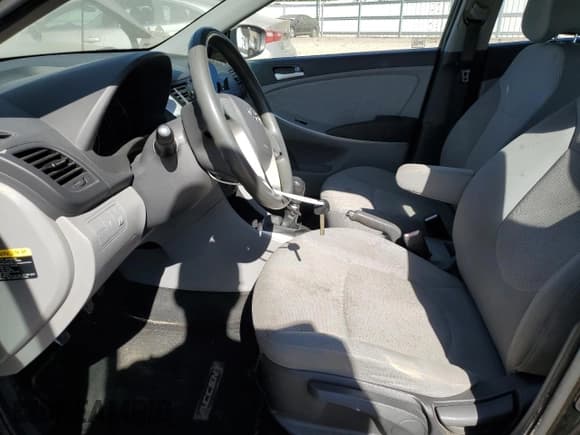 ✅ 2012 Hyundai Accent GLS • VIN: KMHCT4AE9CU175930 • Лот: 74069574. Опубликован ранее на Copart с пробегом 191 939 миль. Бесплатный доступ к архиву аукционных продаж из США и подробный отчёт об истории автомобиля на DreamBid. Изображение 7.